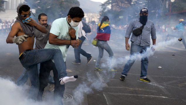 Suben a 26 las muertes en medio de las protestas de Venezuela, según ONG