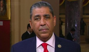 Congresista Adriano Espaillat llegará esta tarde a RD para tratar caso muertes de turistas 