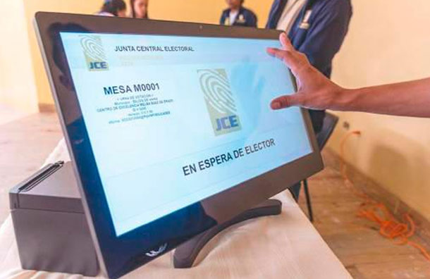 TSE conocerá hoy recurso de la APD contra voto automatizado