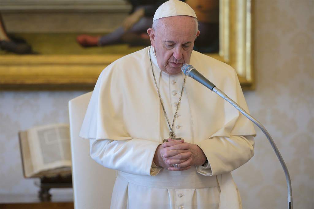 El papa dona 30 respiradores a hospitales italianos para crisis de ...