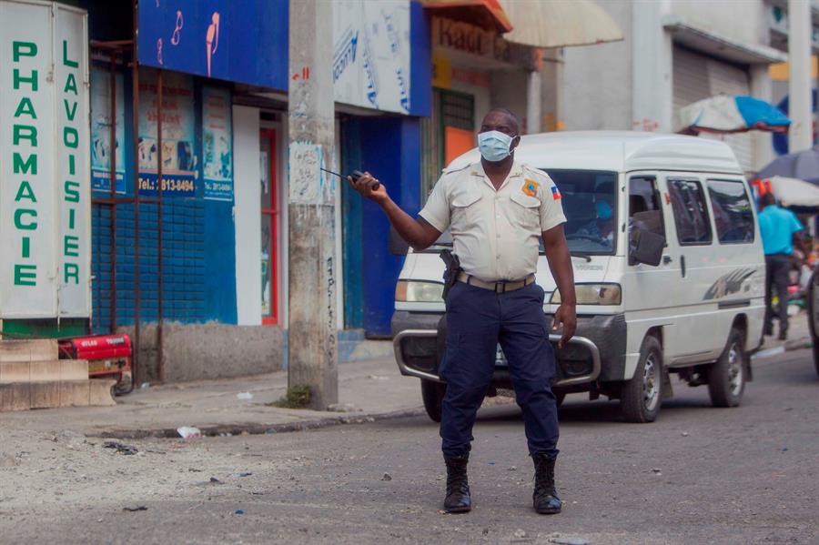 Exigencias del gobierno haitiano complican regreso de sus ciudadanos al país