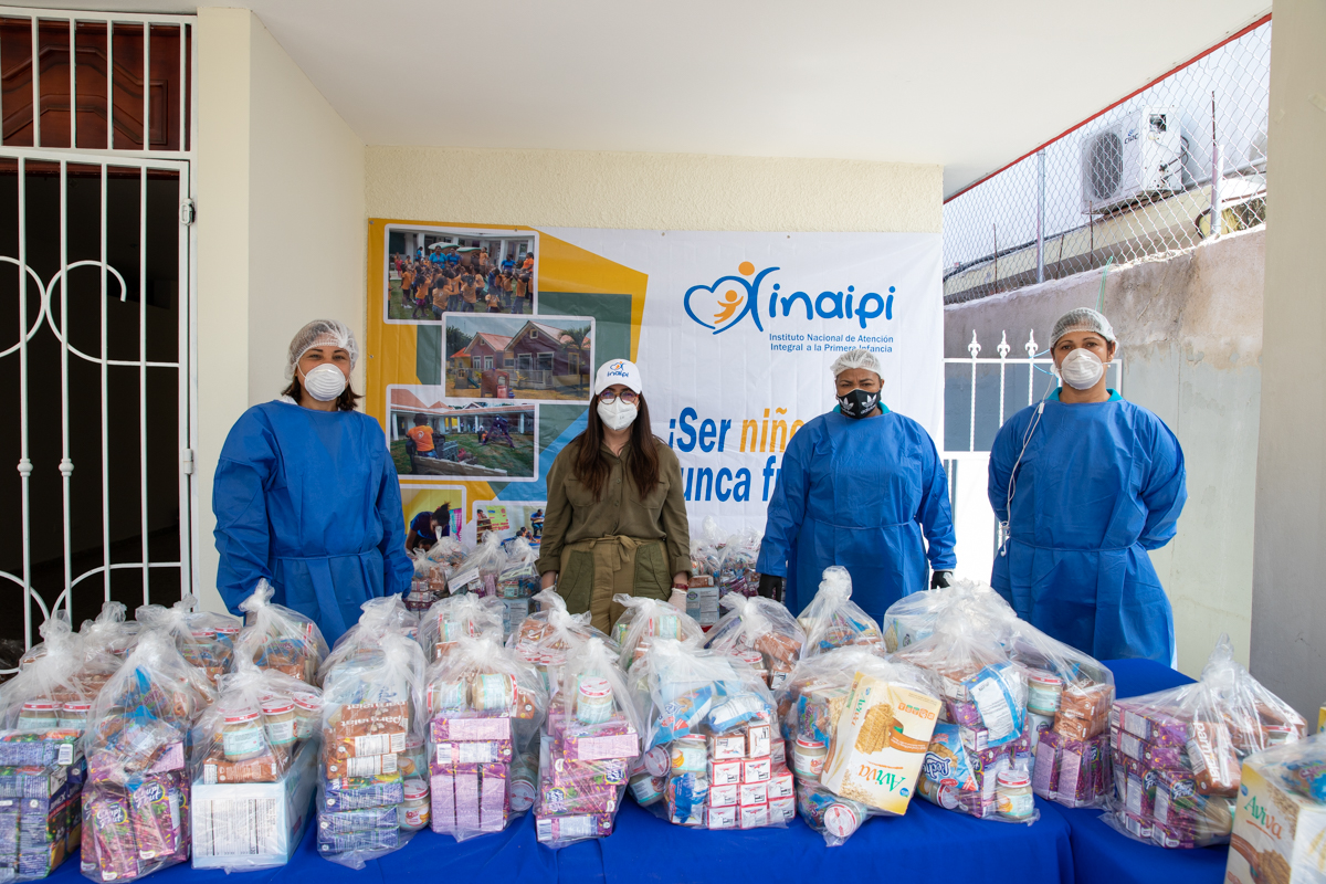 INAIPI entrega raciones alimenticias a familias cuyos niños asisten a estancias infantiles